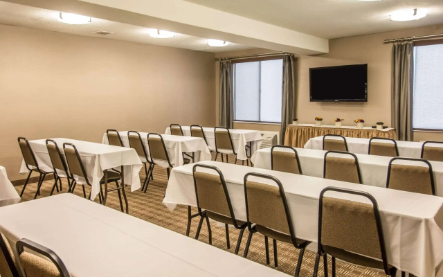 Comfort Inn & Suites