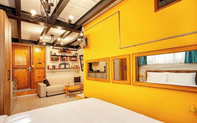 T Suites