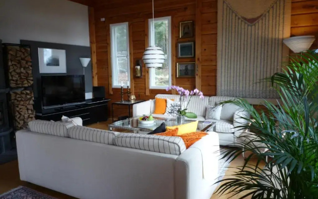 Leena's B&B