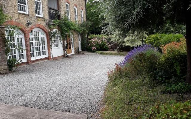 Stoneleigh Barn B&B
