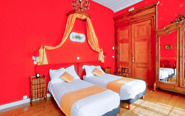 Château de Moulin le Comte