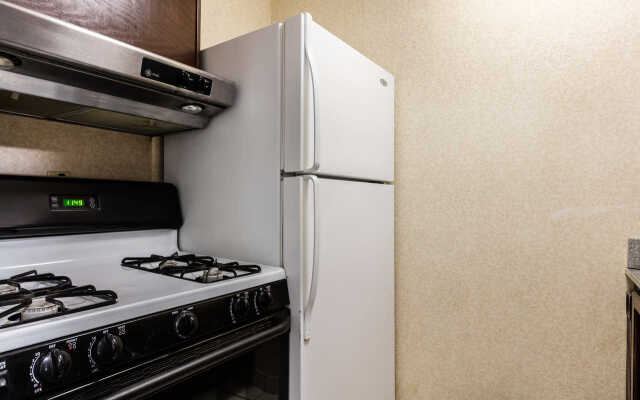 Comfort Inn & Suites Nashville Near Tanger Outlets  I-24 Antioch