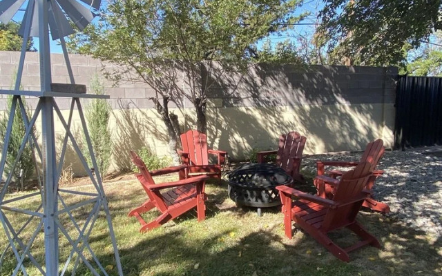 Uptown French Haven 3 Bedroom Residence