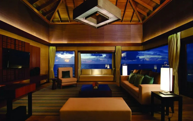 Raffles Maldives Meradhoo Resort