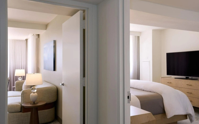 The Westin Los Angeles Airport