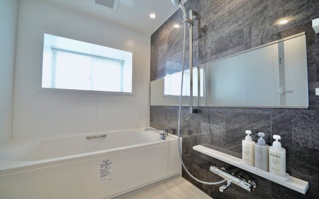 Coral Palace Onna by Sunset Avenue