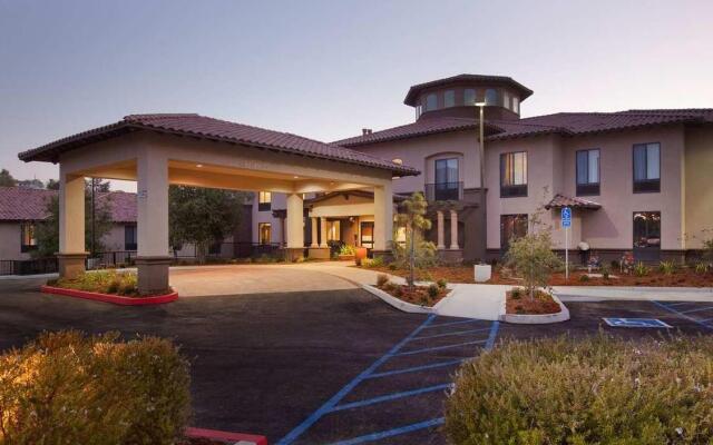 Hampton Inn & Suites Arroyo Grande/Pismo Beach Area, CA