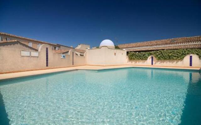 Hacienda Beach & Samaria Village