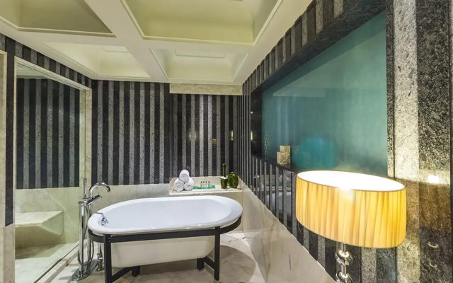 Courtyard by Marriott Hyderabad