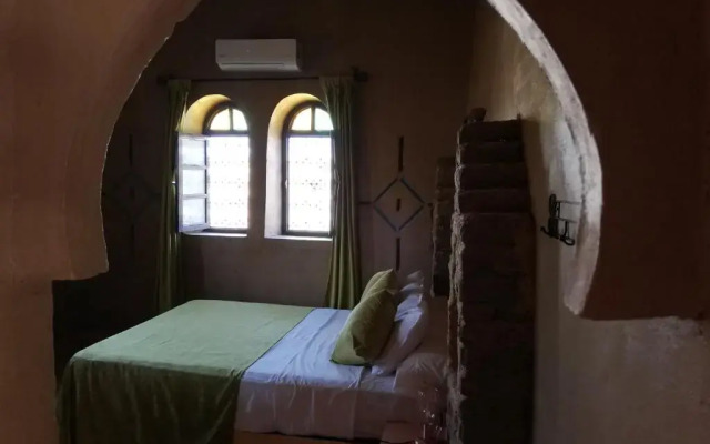 RIAD dar POUBLANC