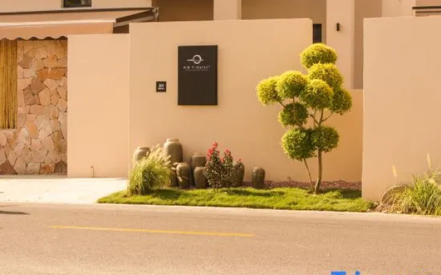 Timeles* resort Hotel