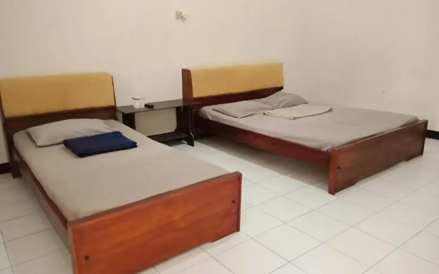 OYO 3915 Hotel Remaja Pacitan