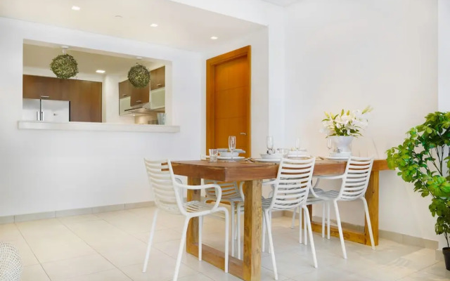 Maison Privee - Modern and Airy 2BR in Palm Jumeirah