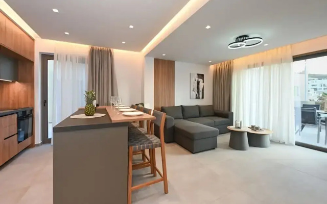 MGK Complex Suite With Private Pool Ligaria Made