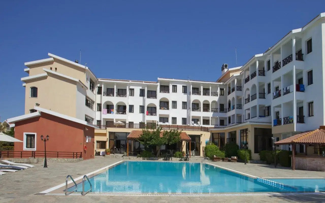 Episkopiana Hotel And Sports Resort
