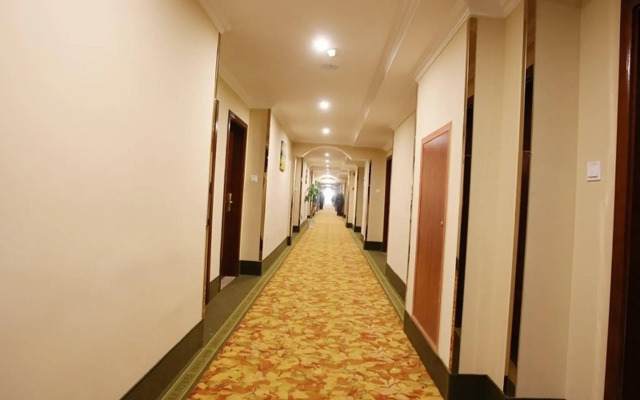GreenTree Inn KunShan Lujia Town Furong Road Express Hotel