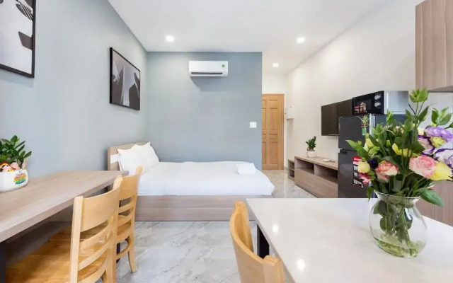 YOURS Apartment - Airport