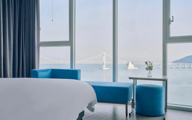Hotel Aqua Palace