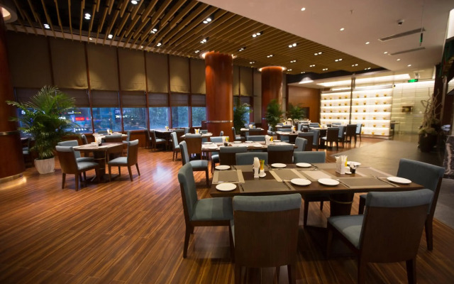 Grand Metropark Liyuan Hotel