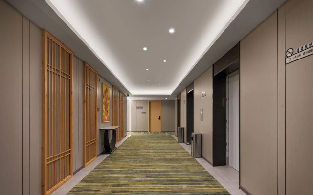 All In Light Luxury Hotel