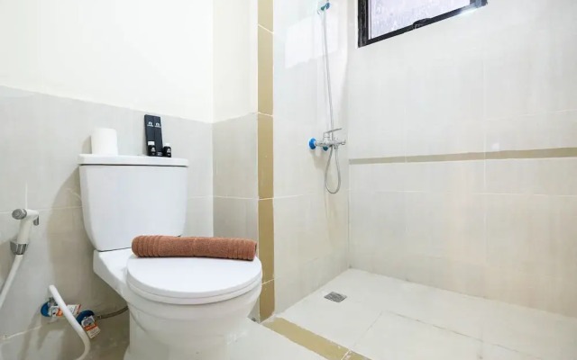 Cozy 2Br At Meikarta Apartment