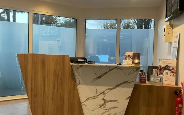 Kyriad Saint Fargeau Ponthierry Apollonia