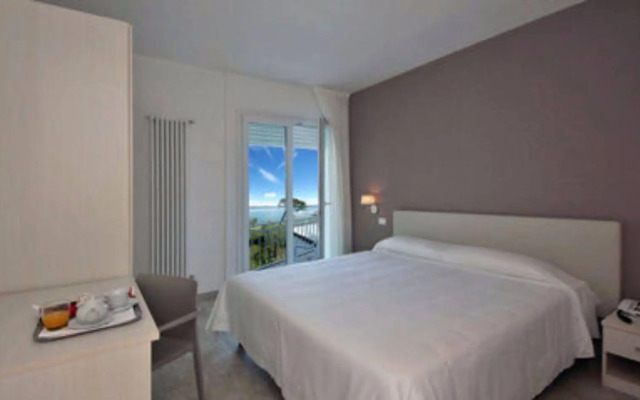 Hotel Saviola