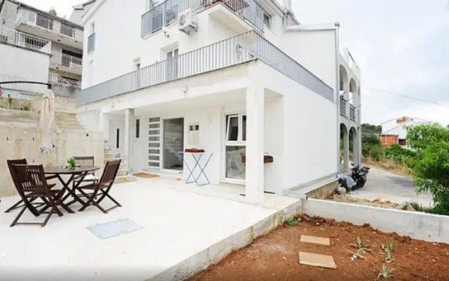 Apartment Neri Trogir