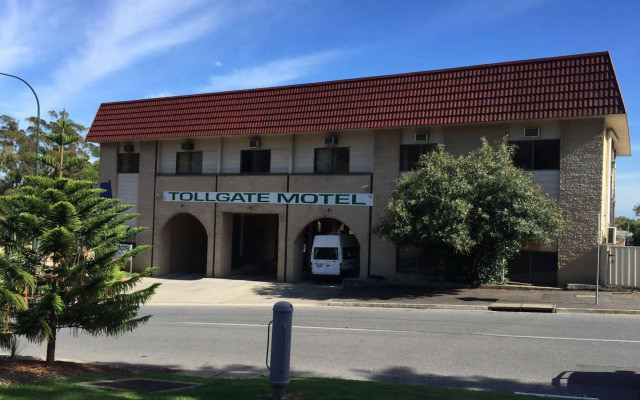 Tollgate Motel