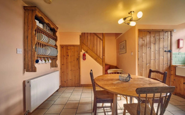Host Stay The Red Brick Barn