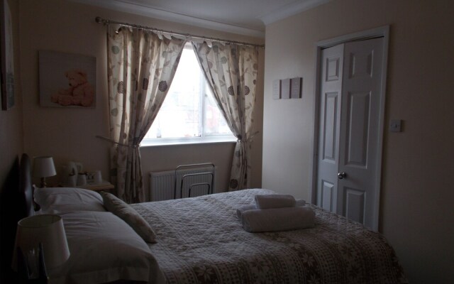 Twin Palms Guesthouse