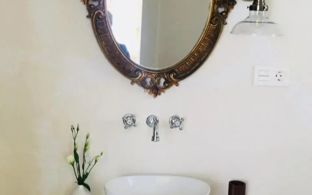 Romantic Ronda garden cottage