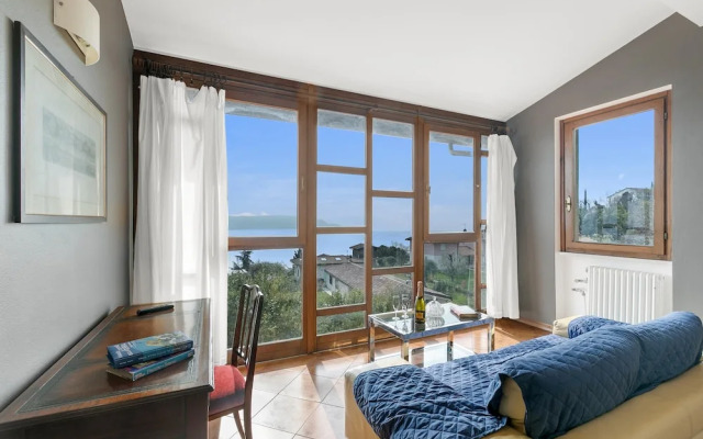 Villa la Quercia Hilly Area With Lake vi