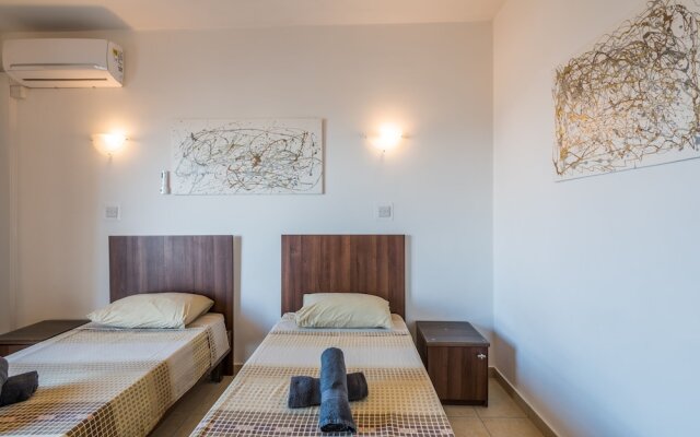 Getawaysmalta - Seashells 2-bedroom Apartment in Bugibba