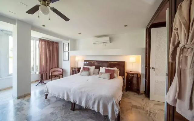 Charming 10 Pers Villa With Swimmingpool Sevilla