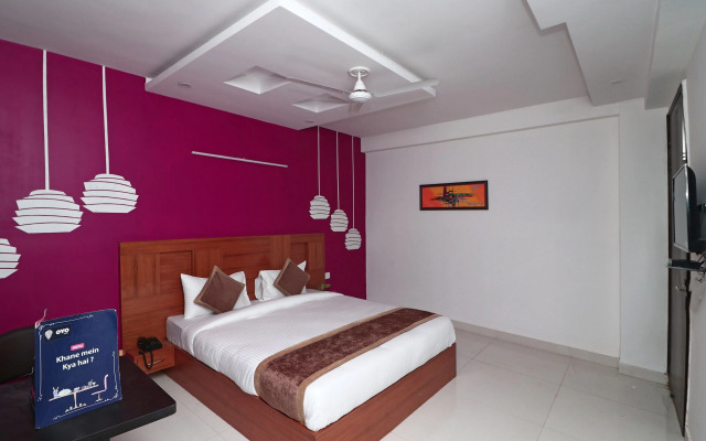 OYO 16168 Maira Grand