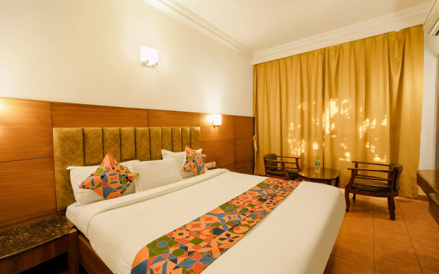 Fabhotel Royale Basant Residency