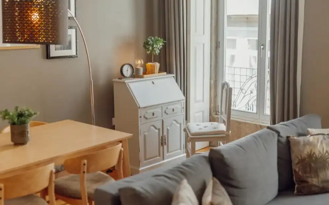 Downtown Excellence Apartment by Vacationy