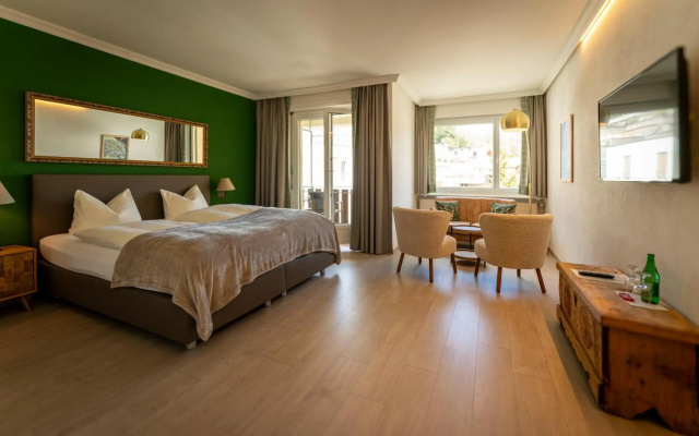 Hotel Europa Suites