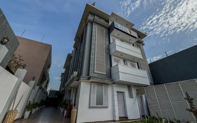 Hotel Bizzotel