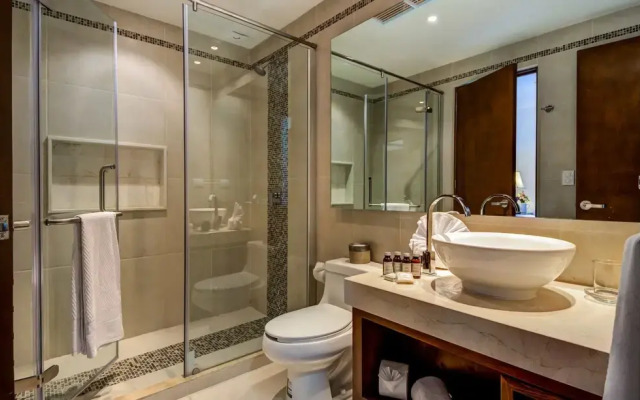 El Cielo 1BRM Penthouse private roof sleeps 3
