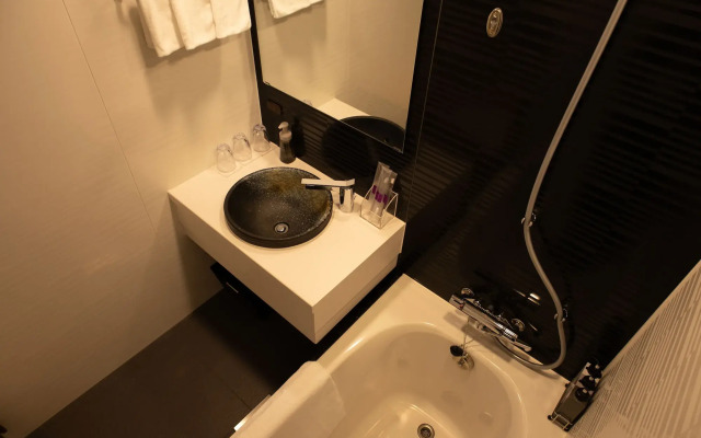 Keihan Kyoto Hachijoguchi Hotel 