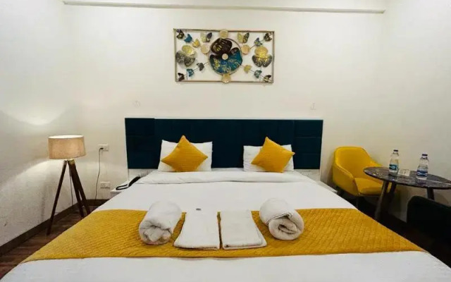 Hotel Amahi Inn Sector 30