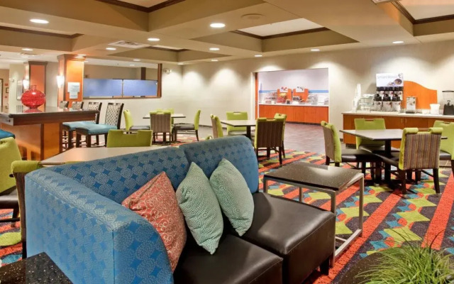 Holiday Inn Express Kearney