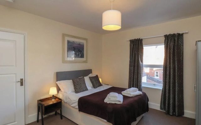 4 Normanby Terrace