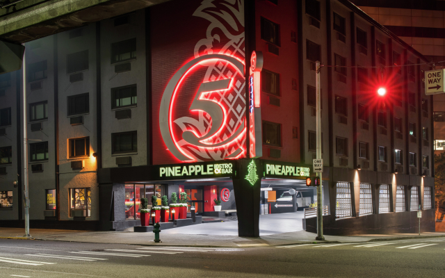 Staypineapple, Hotel FIVE, Downtown Seattle