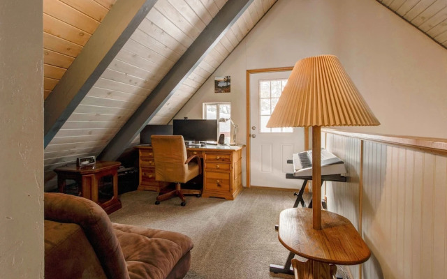 Quintessential Tahoe Cabin
