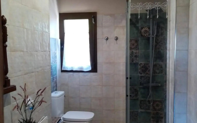 Casa Rosales with Pool & Wifi