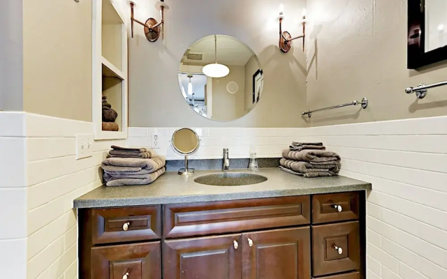 Church Street #201 - 1 Br Apts
