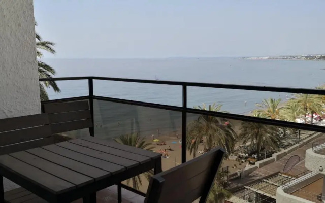 Skol 536C by Completely Marbella